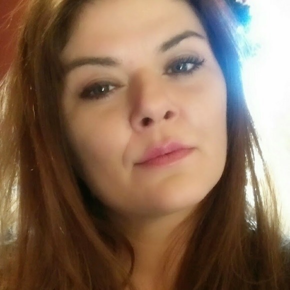 Meet your Posher, Kristina - Picture 1 of 1